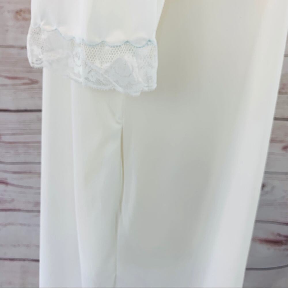 Cream and blue robe vintage button front lace - Picture 14 of 14
